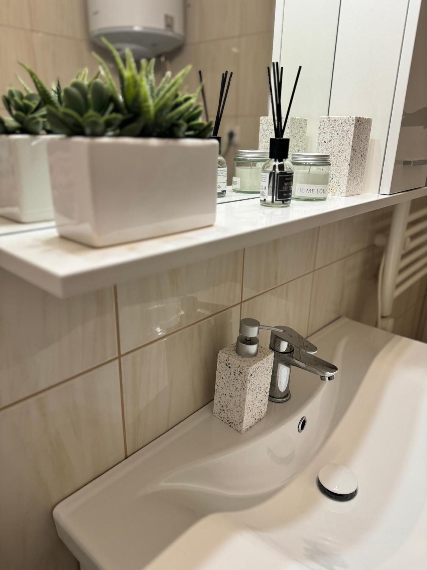 Castelli Apartment אומאג מראה חיצוני תמונה