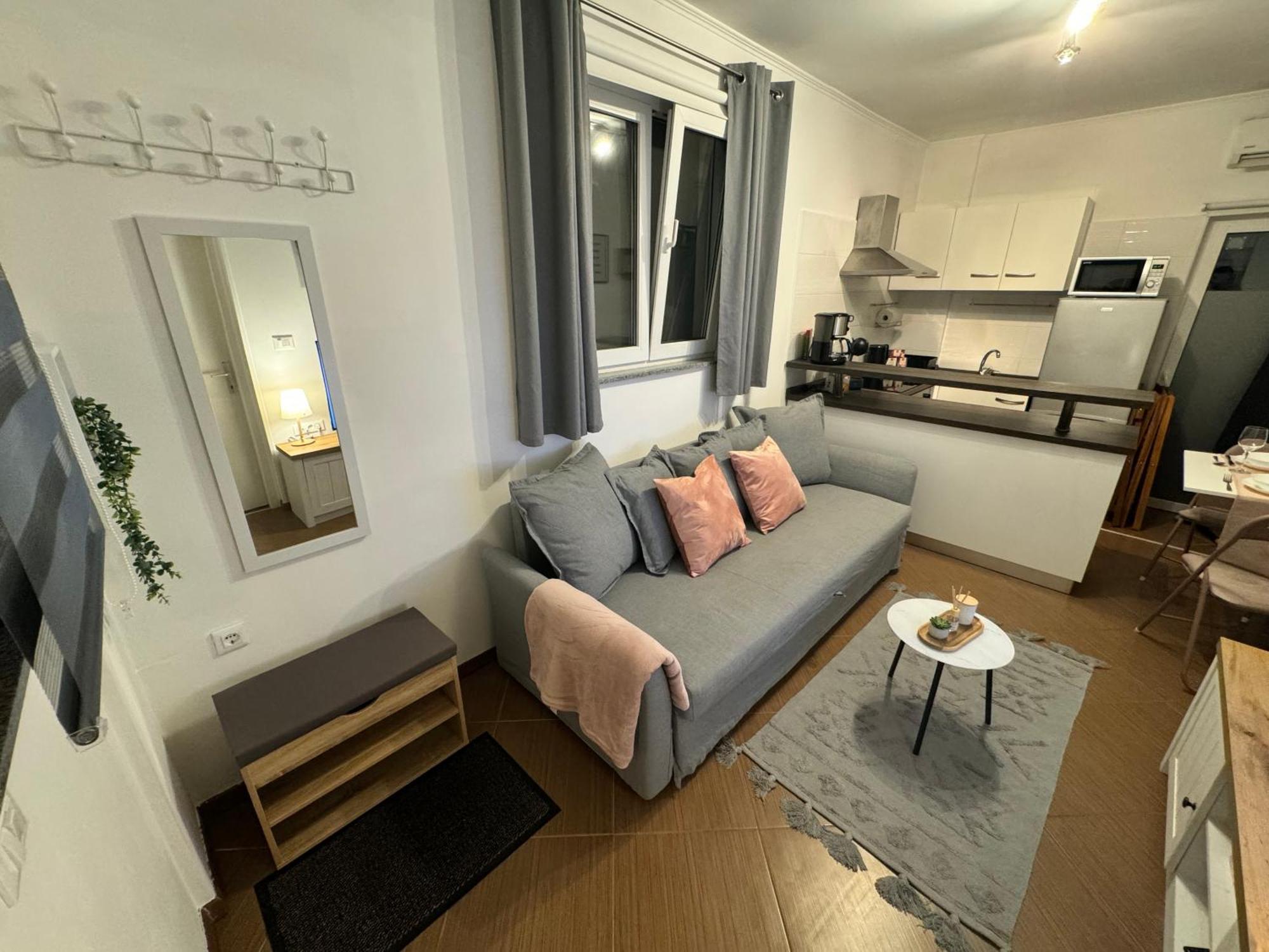 Castelli Apartment אומאג מראה חיצוני תמונה
